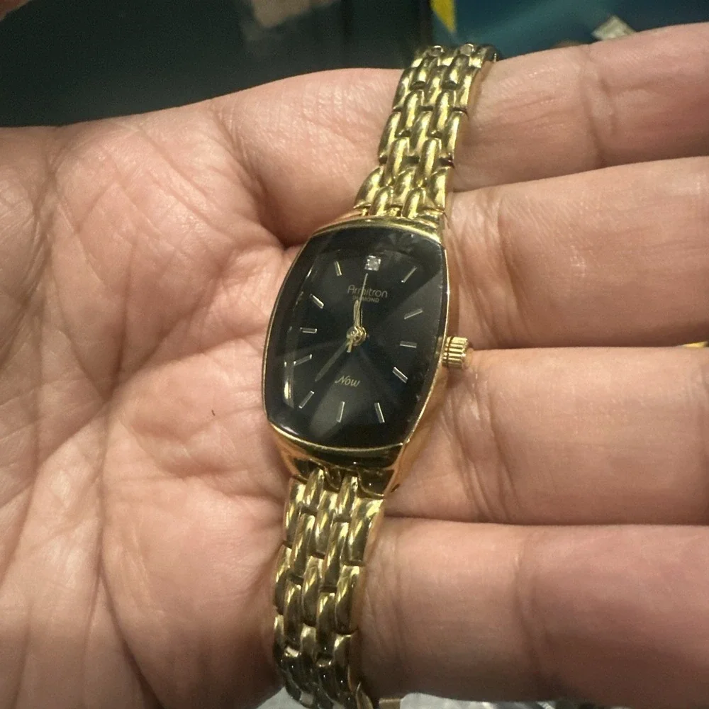 Working Armitron Now Ladies Watch Gold With Black Dial 21mm Fit 7.5in Steel Runs